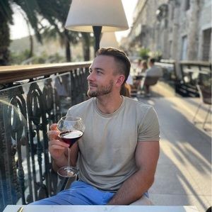 Meet your Posher, Austin